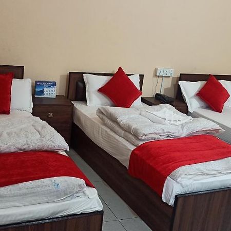 Hotel Royal Chautari, Butwal Buitenkant foto